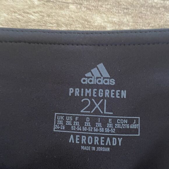 NWT Womens Adidas Shorts Size 2X - Picture 3 of 4